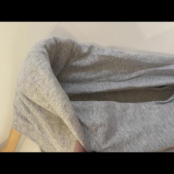 Babaton padded shoulder tank top - Picture 4 of 5